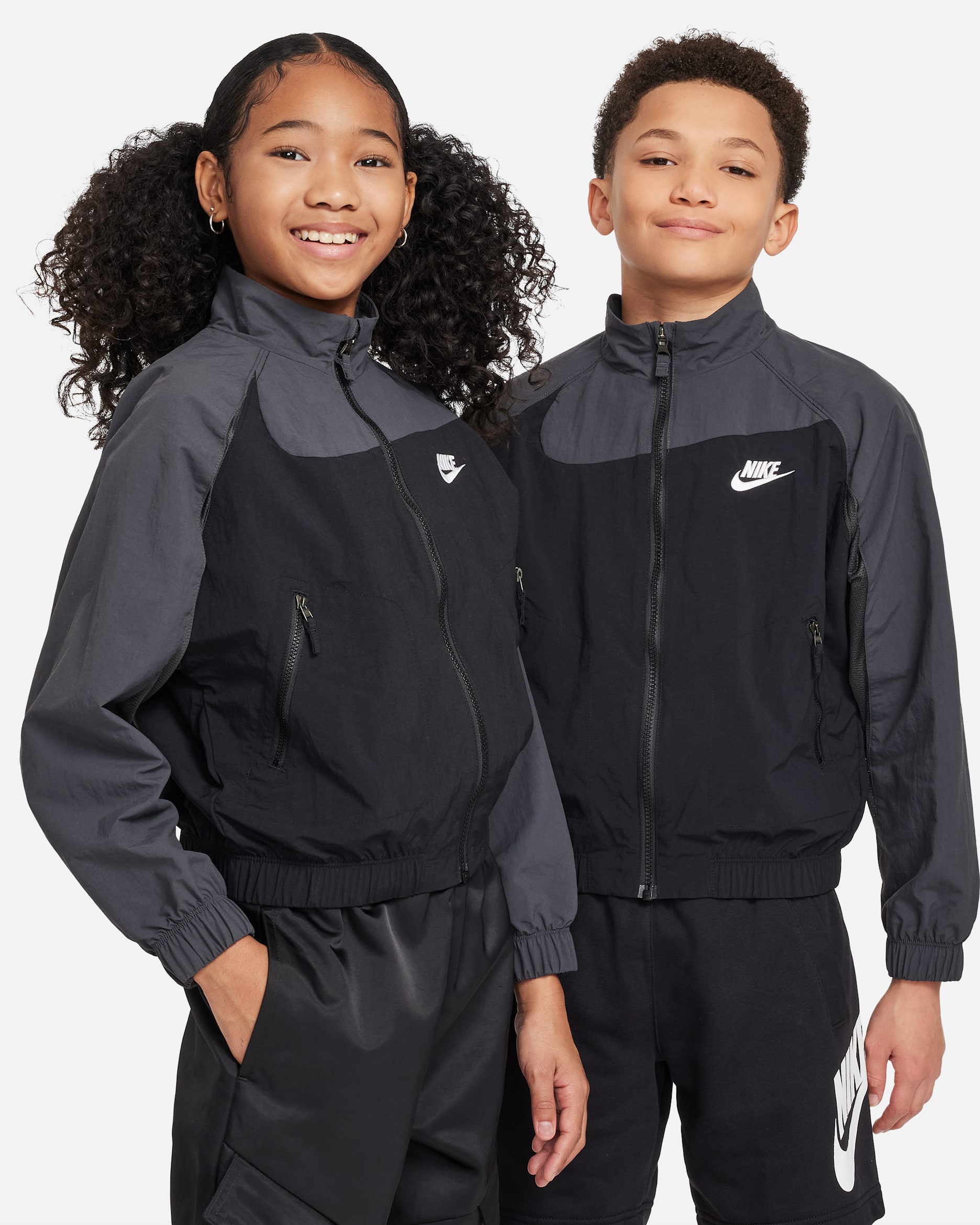 Nike Sportswear Amplify Big Kids' Woven Full-Zip Jacket. Nike JP